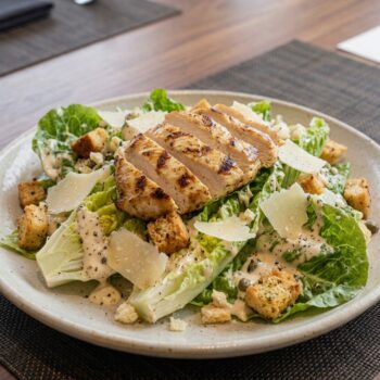 Ensalada Cesar con Pollo