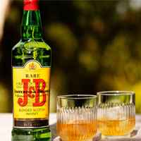 Trago Whisky J&B