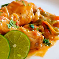 Pollo en Salsa Caribeña